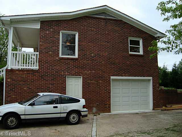 2126 North Old 52 Road Pinnacle, NC 27043 - Photo 3 of 16 Exterior Front.