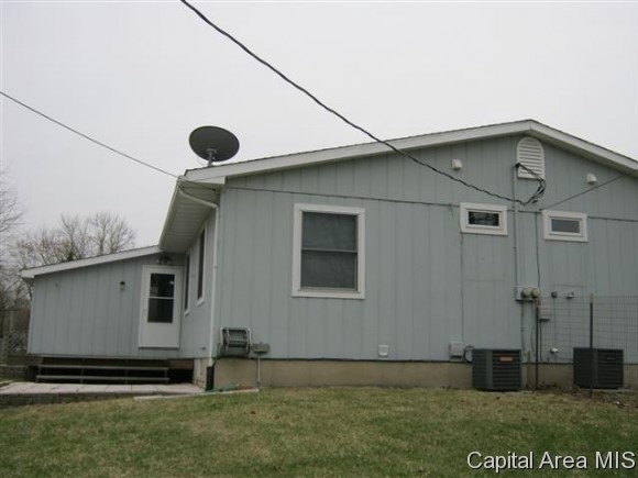115-117 Buckingham Road Chatham, IL 62629 - Photo 4 of 15 Gallery Image 4