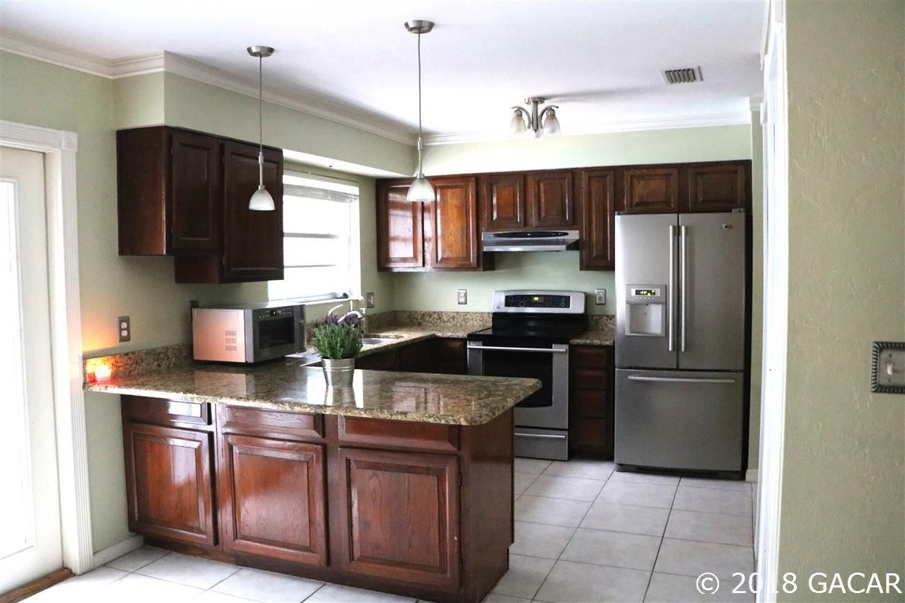 5515 Southwest 35th Way Gainesville, FL 32608 - Photo 3 of 10