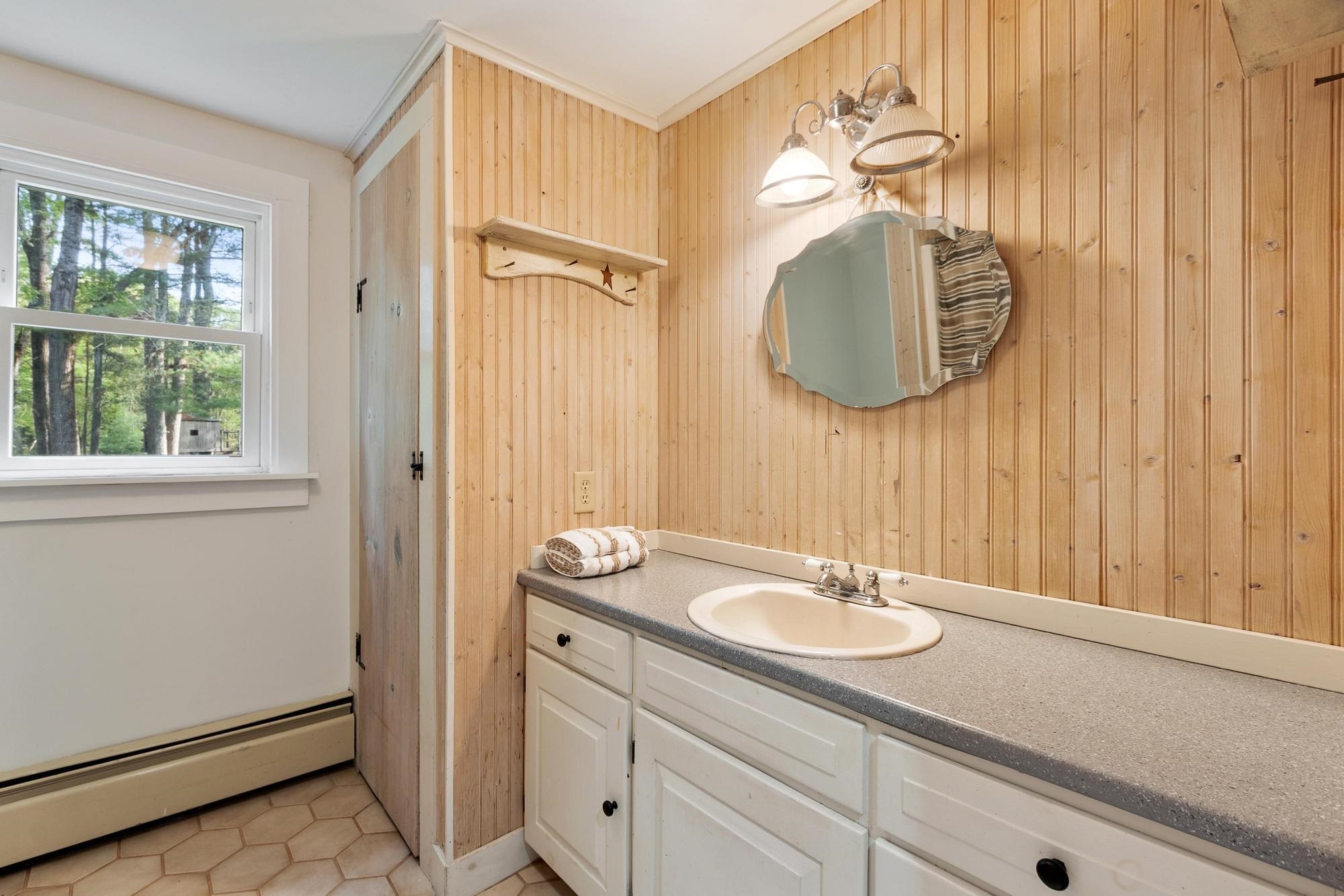 276 S Road Brentwood, NH 03833 - Photo 19 of 40 Gallery Image 19