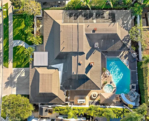 $4,500,000 | 1423 Santiago Drive, Newport Beach, CA 92660