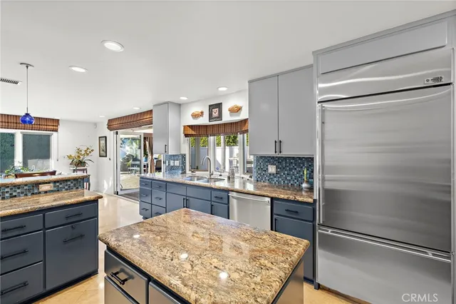 $4,500,000 | 1423 Santiago Drive, Newport Beach, CA 92660