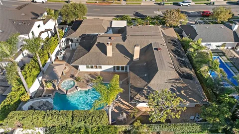 $4,500,000 | 1423 Santiago Drive, Newport Beach, CA 92660