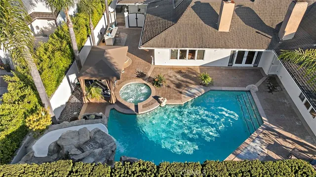 $4,500,000 | 1423 Santiago Drive, Newport Beach, CA 92660