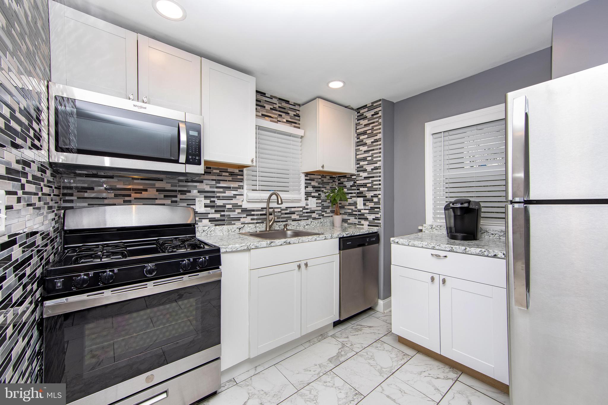 2849 Kansas Road Camden, NJ 08104 - Photo 9 of 29