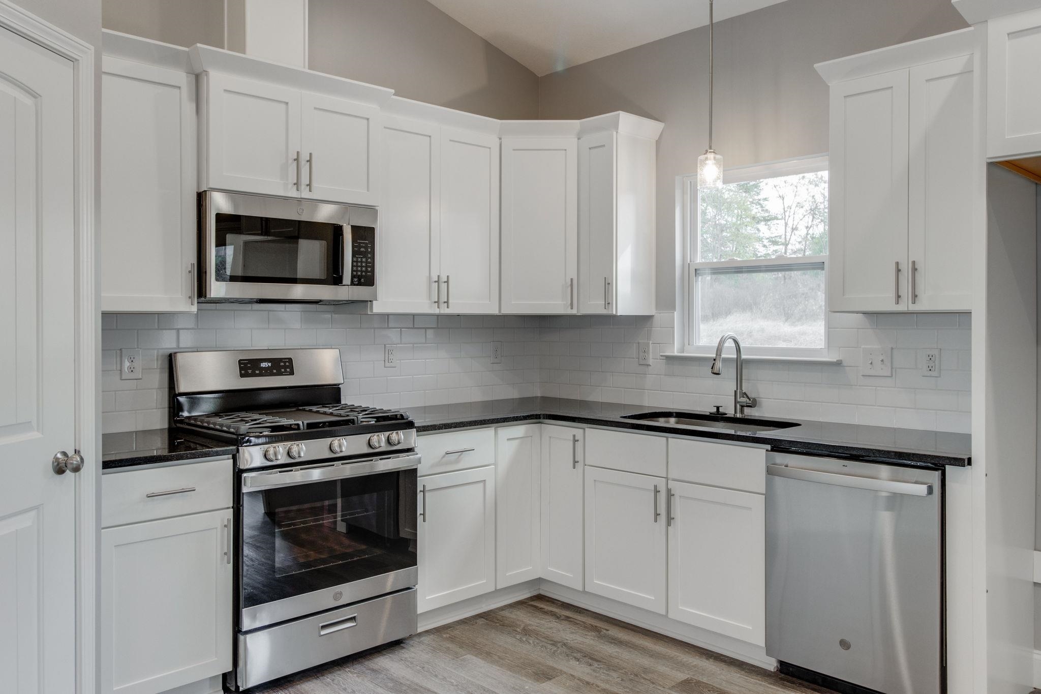 542 Life Lane Lyman, SC 29365 - Photo 8 of 28