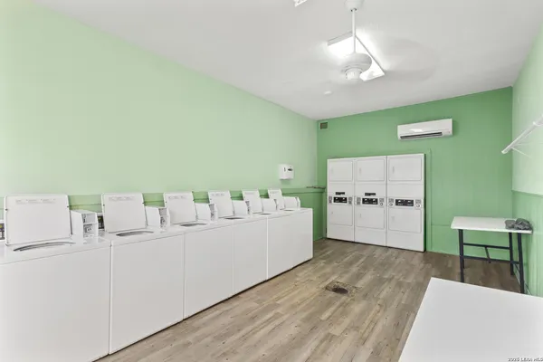 $127,500 | 8702 Village Drive, Unit 123, San Antonio, TX 78217