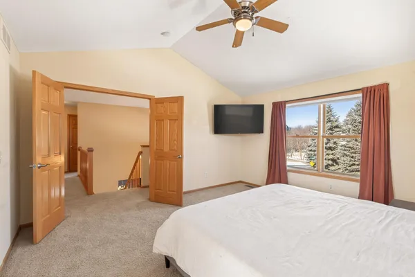 $679,900 | 6675 Walnut Drive, Mound, MN 55364