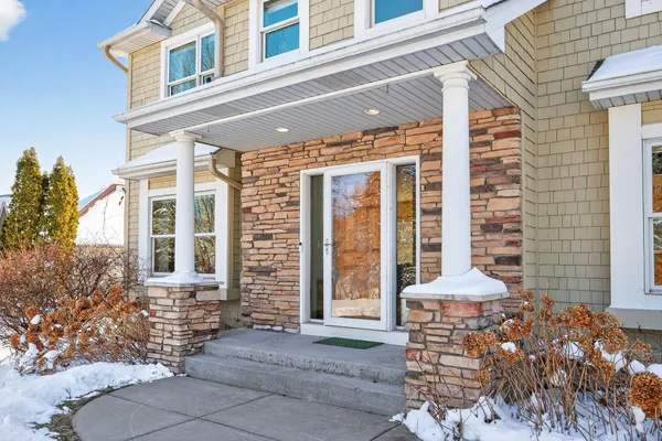 $679,900 | 6675 Walnut Drive, Mound, MN 55364