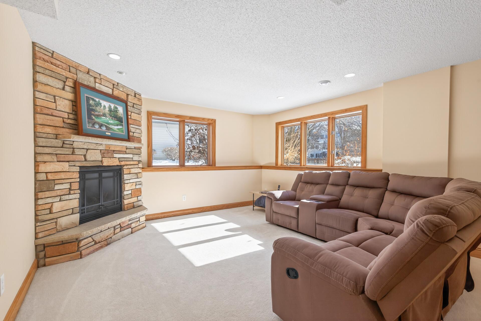 6675 Walnut Drive Mound, MN 55364 - Photo 34 of 62