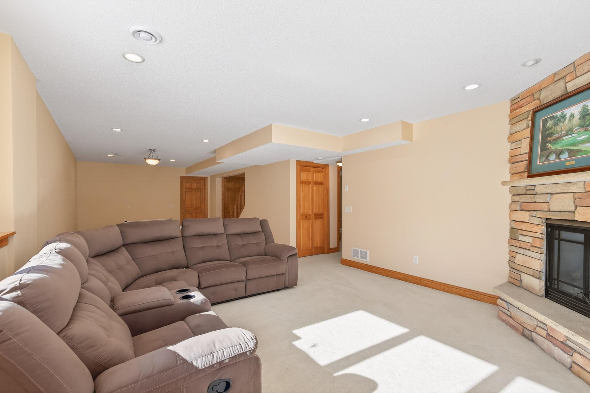6675 Walnut Drive Mound, MN 55364 - Photo 35 of 62