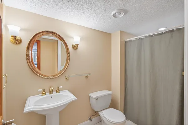 $679,900 | 6675 Walnut Drive, Mound, MN 55364