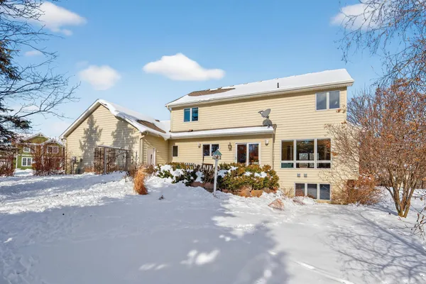 $679,900 | 6675 Walnut Drive, Mound, MN 55364