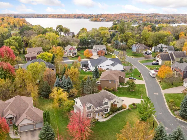 $679,900 | 6675 Walnut Drive, Mound, MN 55364