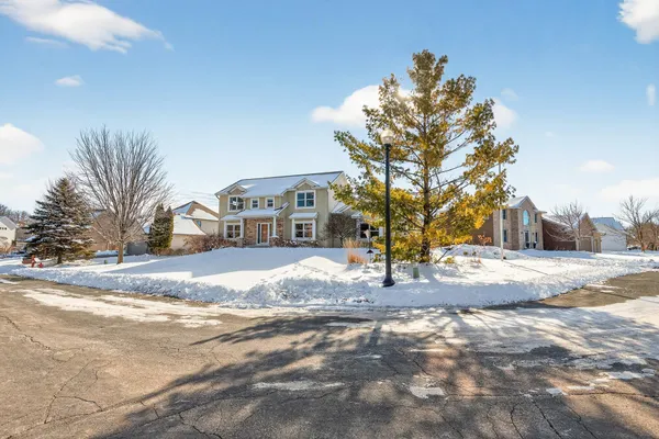 $679,900 | 6675 Walnut Drive, Mound, MN 55364