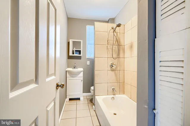 $1,350 | 1931 Griffis Avenue, Baltimore, MD 21230