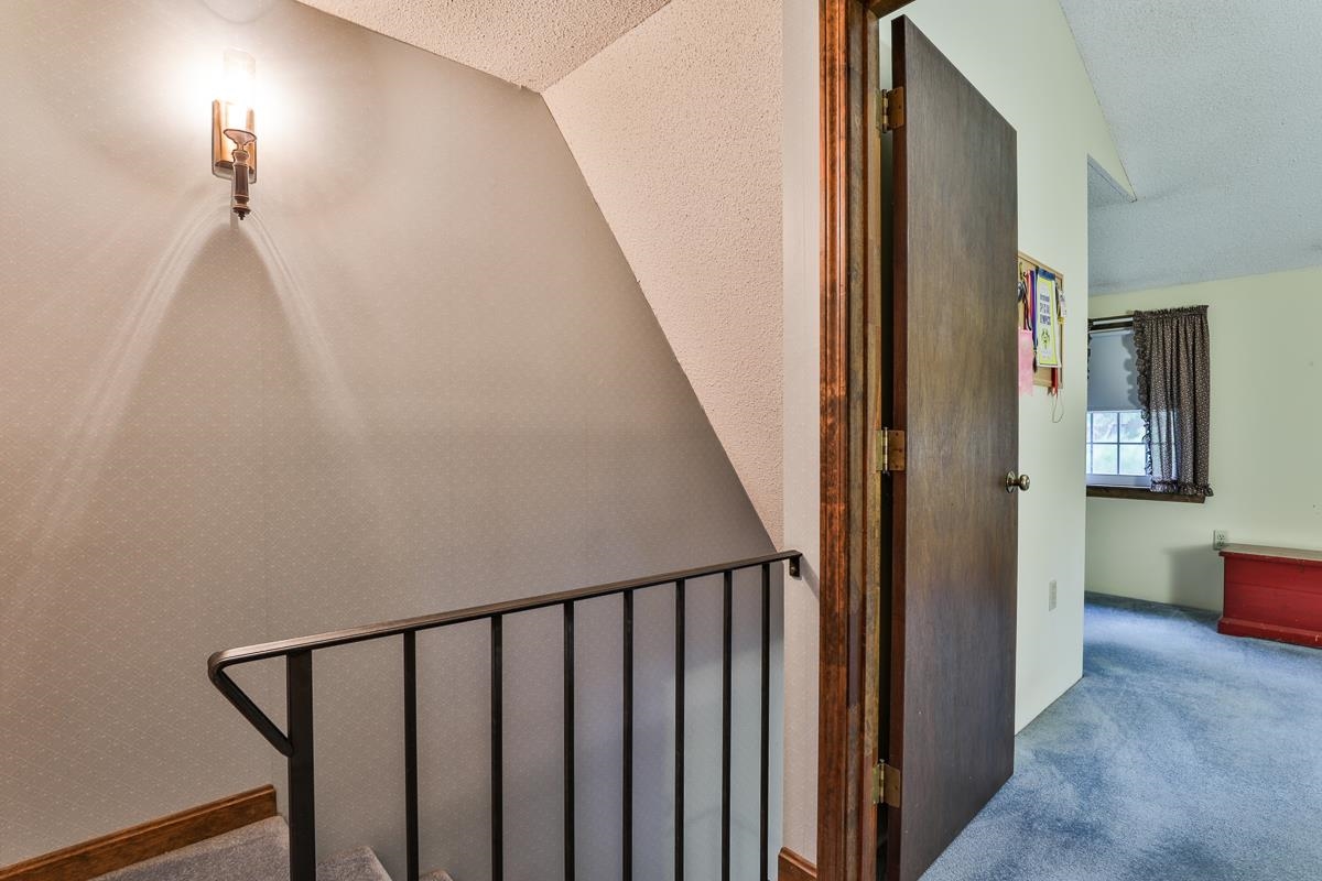 108 Cannongate III Road Nashua, NH 03063 - Photo 19 of 26 Gallery Image 19