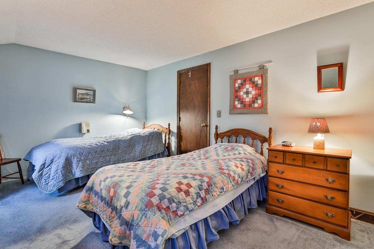 108 Cannongate III Road Nashua, NH 03063 - Photo 25 of 26 Gallery Image 25