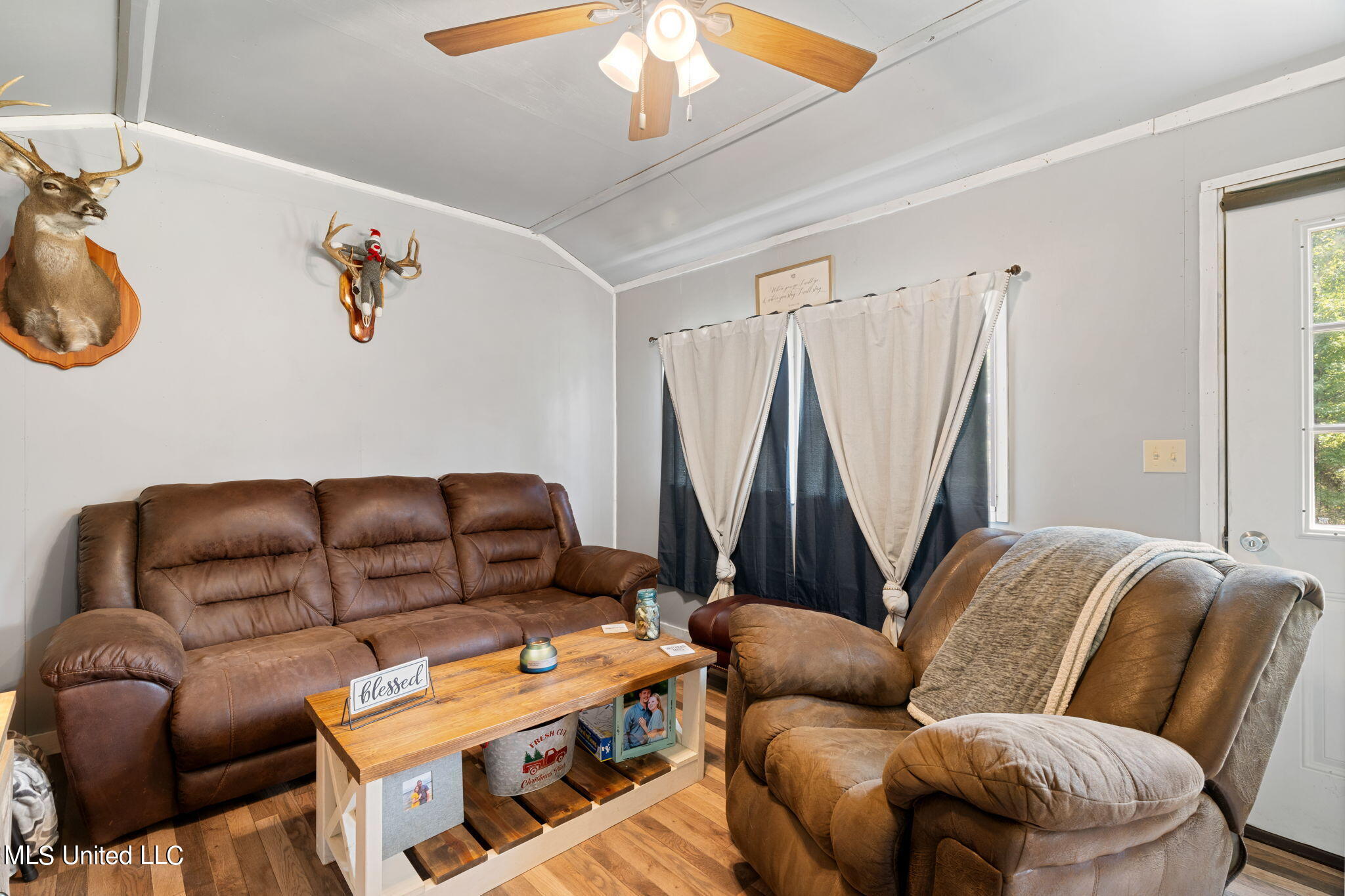 9943 McNair Road Roxie, MS 39661 - Photo 11 of 32 9943_McNair_Rd-13