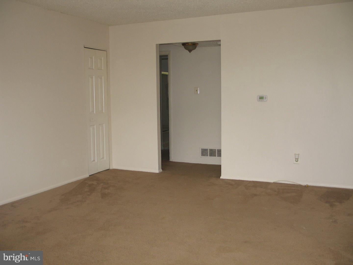 24 Forge Road Medford, NJ 08055 - Photo 7 of 21 Living Room