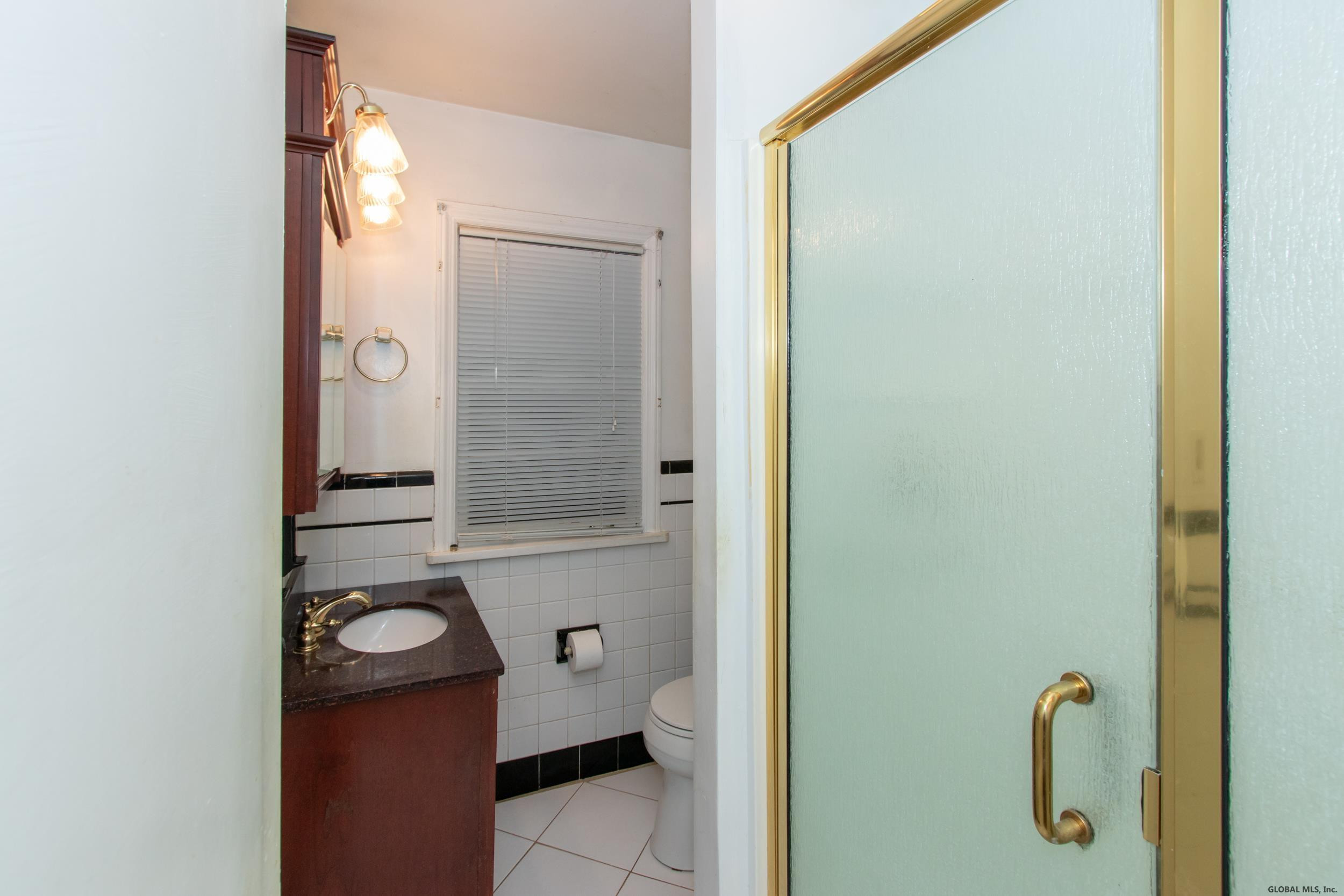 2351 Barcelona Road Niskayuna, NY 12309 - Photo 16 of 22 Photo 16