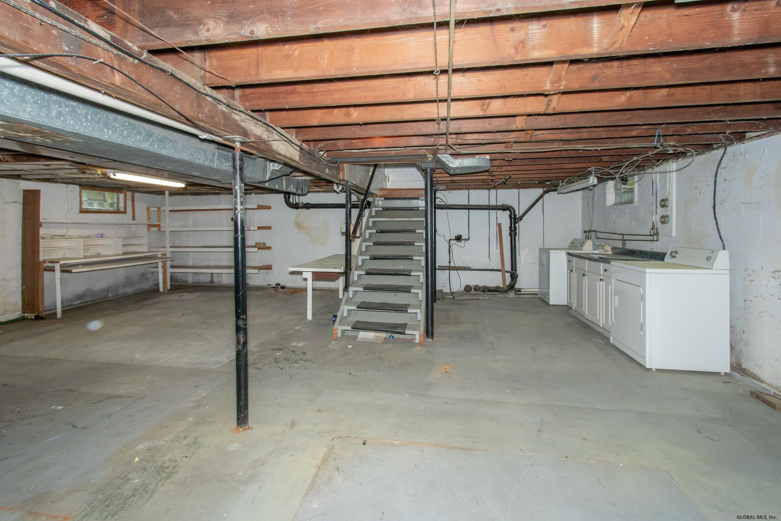 2351 Barcelona Road Niskayuna, NY 12309 - Photo 18 of 22 Photo 18
