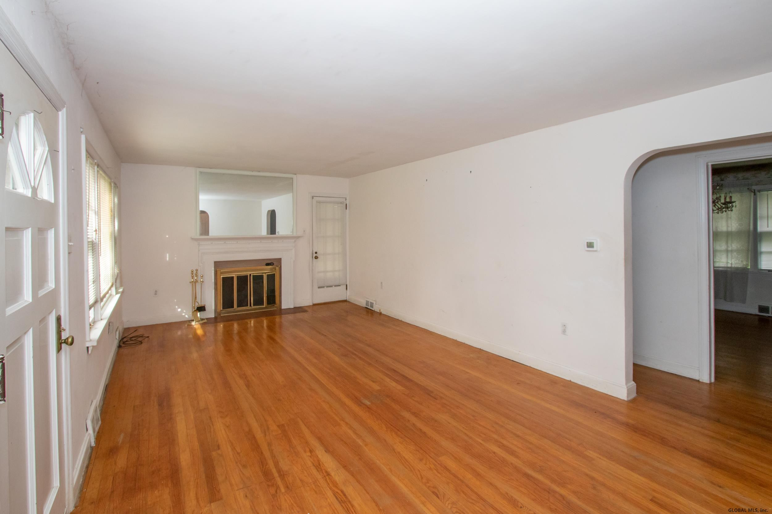 2351 Barcelona Road Niskayuna, NY 12309 - Photo 2 of 22 Photo 2