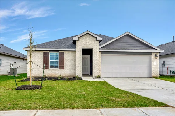 $2,200 | 1023 Lipizzan Lane, Rosharon, TX 77583