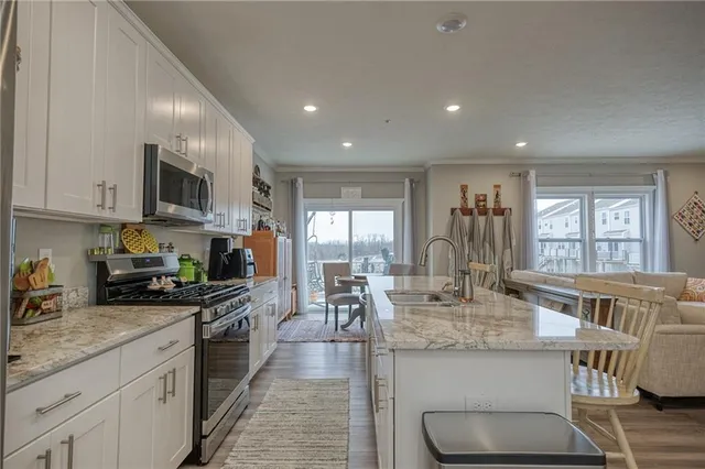 $2,600 | 1905 Canterbury Drive, Imperial, PA 15126