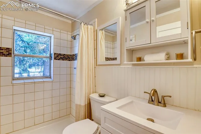 $369,000 | 135 Helena Lane, Colorado Springs, CO 80904