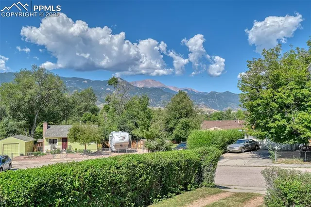 $369,000 | 135 Helena Lane, Colorado Springs, CO 80904