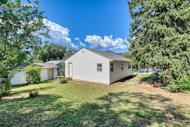 $369,000 | 135 Helena Lane, Colorado Springs, CO 80904