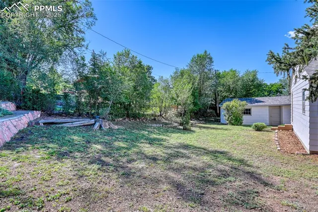 $369,000 | 135 Helena Lane, Colorado Springs, CO 80904