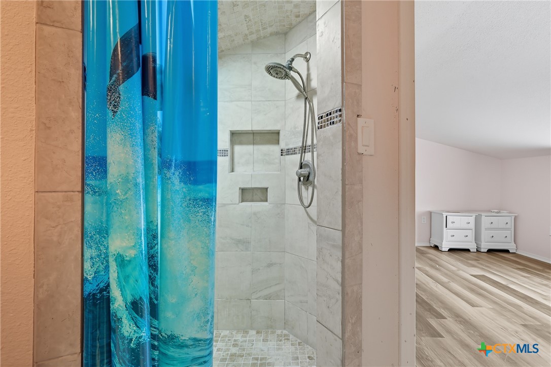 488 Alamo Beach Avenue Port Lavaca, TX 77979 - Photo 26 of 36 a bathroom with a shower