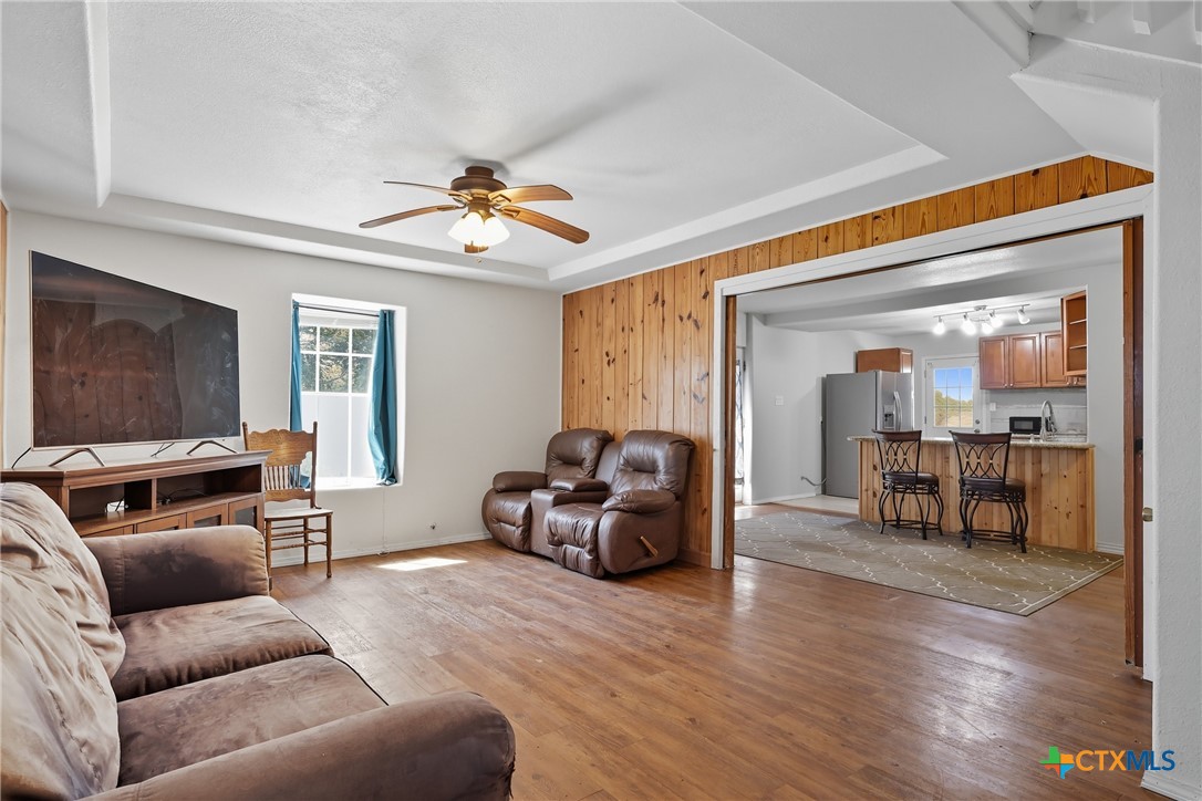 488 Alamo Beach Avenue Port Lavaca, TX 77979 - Photo 8 of 36 a living room with furniture and a flat screen tv