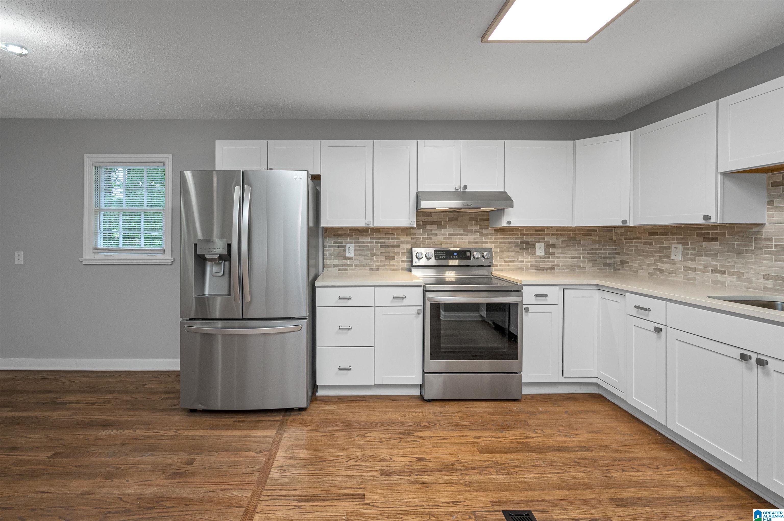 816 Martinwood Road Birmingham, AL 35235 - Photo 12 of 31