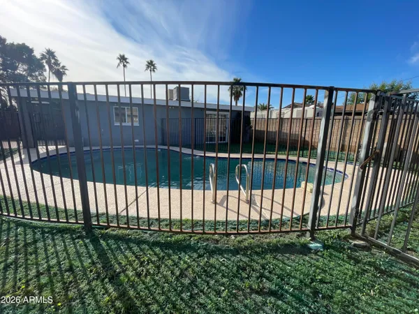 $1,845 | 2128 West Hartford Avenue, Phoenix, AZ 85023