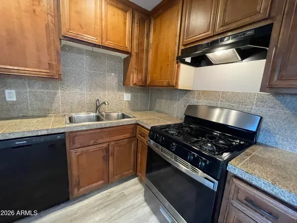 $1,845 | 2128 West Hartford Avenue, Phoenix, AZ 85023