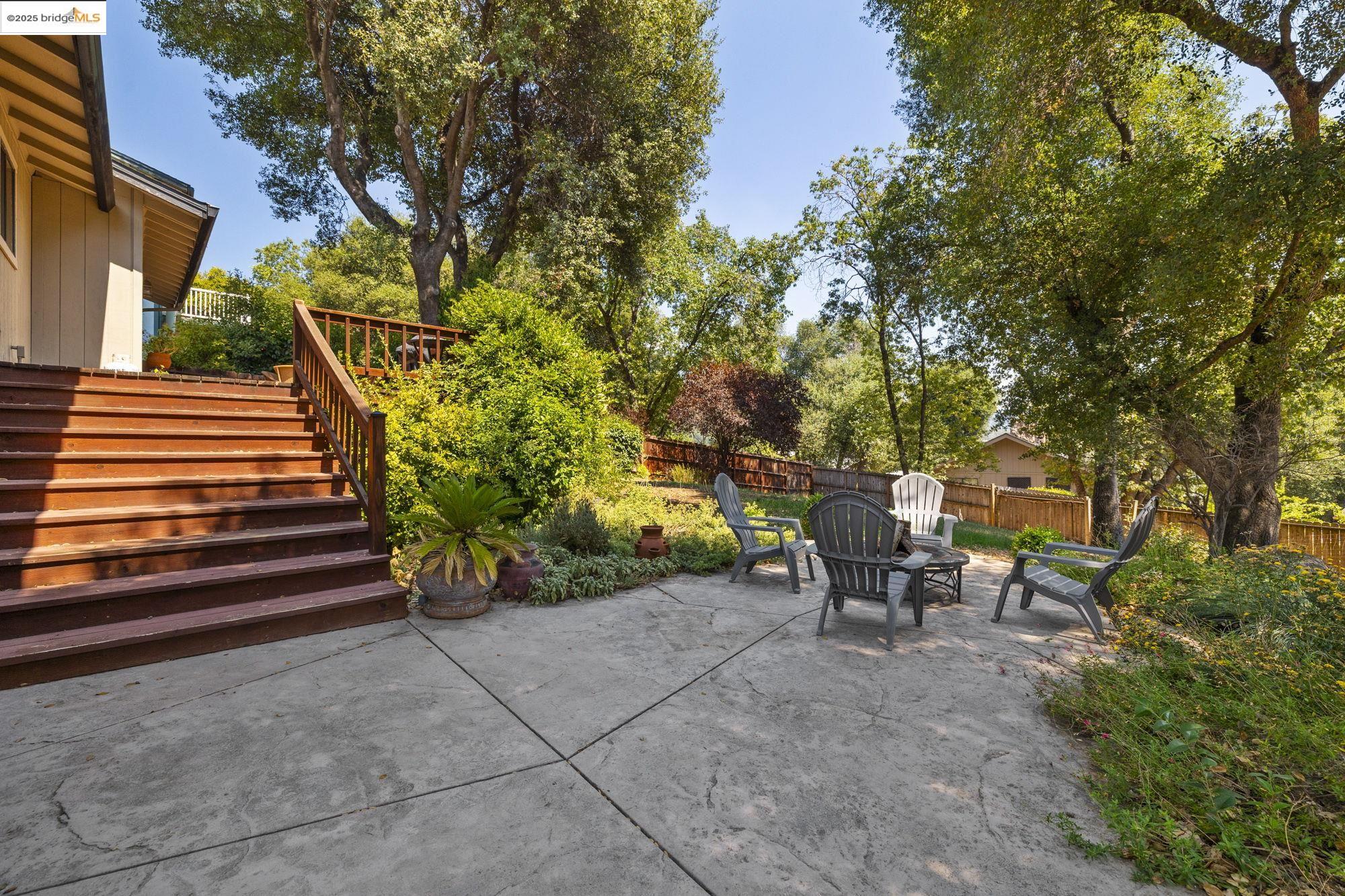 21645 La Vereda Road Sonora, CA 95370 - Photo 26 of 32 a view of outdoor space yard and patio