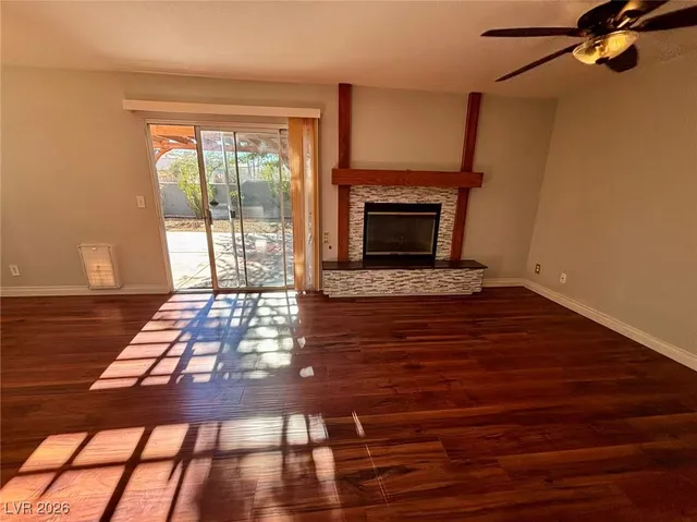 $1,900 | 8321 Sky Canyon Court, Las Vegas, NV 89128