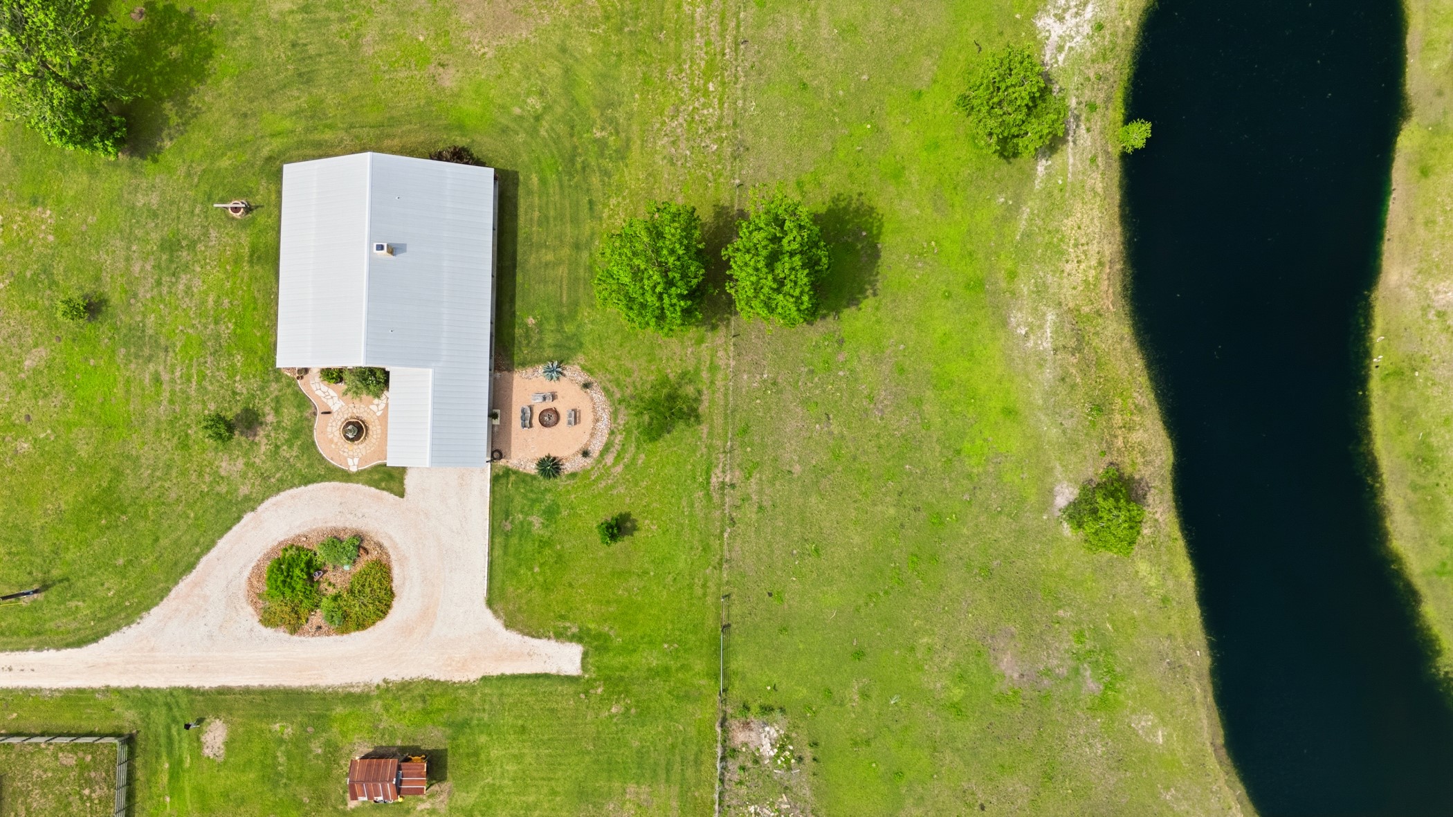 7835 Berger Road Schulenburg, TX 78956 - Photo 38 of 40