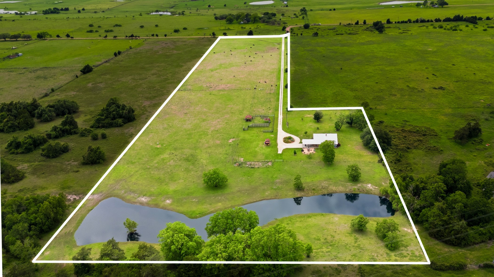 7835 Berger Road Schulenburg, TX 78956 - Photo 6 of 40