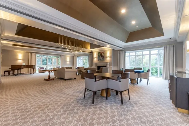 $1,898,000 | 79 Florence Street, Unit 402S, Newton, MA 02467