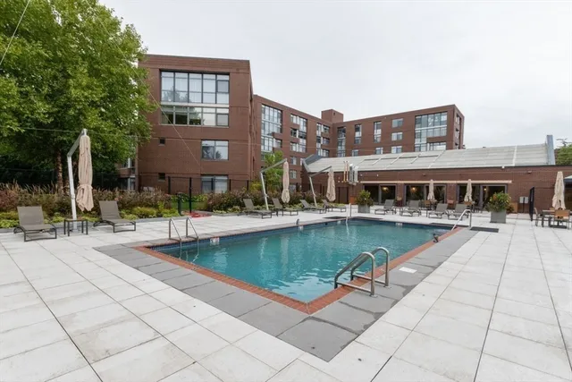 $1,898,000 | 79 Florence Street, Unit 402S, Newton, MA 02467