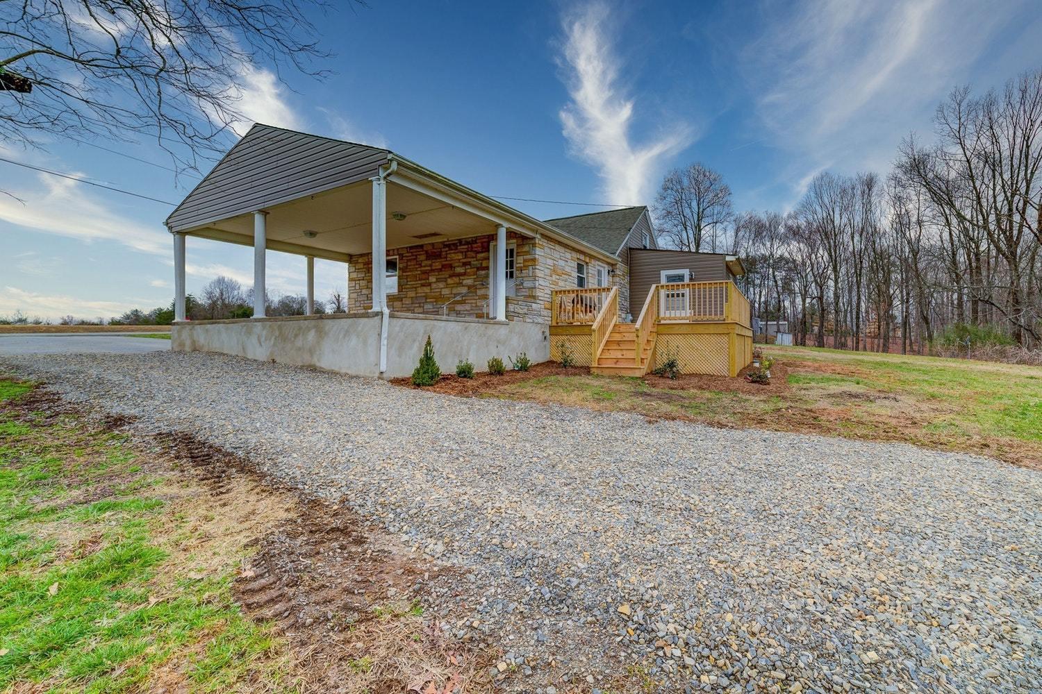911 Webster Road Glade Hill, VA 24092 - Photo 25 of 31 custom_1500_1000_027-339423-36-911 Webst