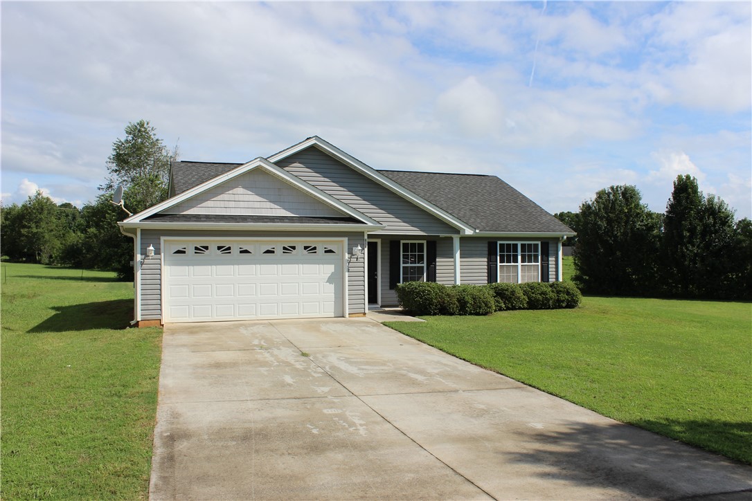 111 Wild Turkey Road Williamston, SC 29697 - Photo 3 of 18
