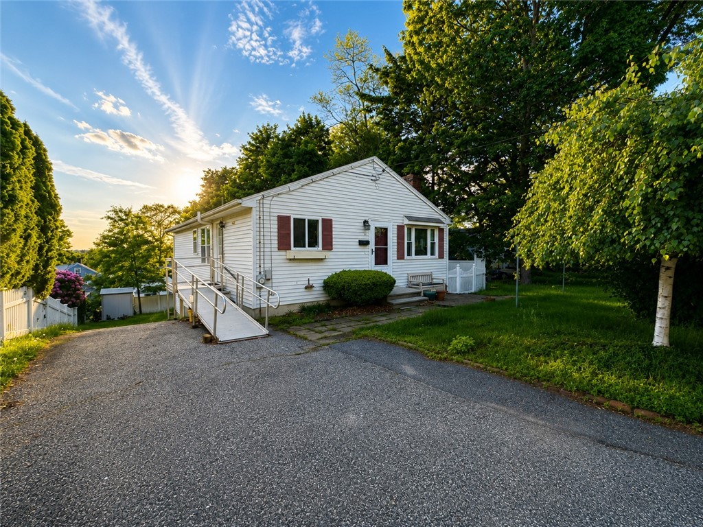 285 St Louis Avenue Woonsocket, RI 02895 - Photo 1 of 50