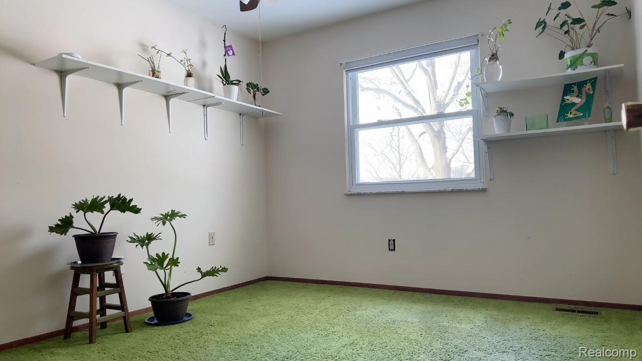 1824 Peppermill Road Lapeer, MI 48446 - Photo 13 of 23 IMG_7234.JPG