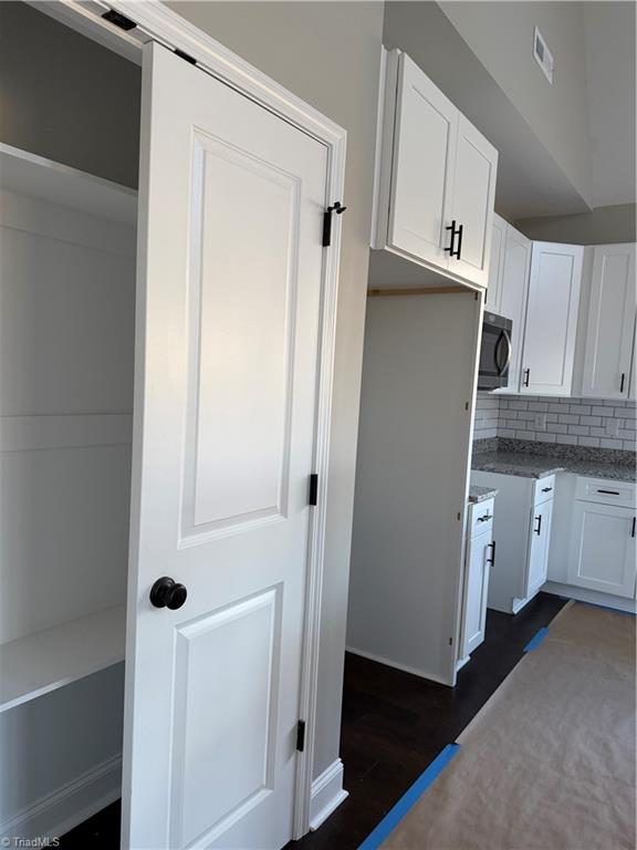 2710 Griffith Road Winston-Salem, NC 27103 - Photo 11 of 49