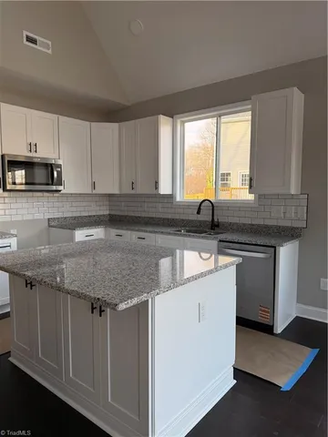 $366,000 | 2710 Griffith Road, Winston-Salem, NC 27103